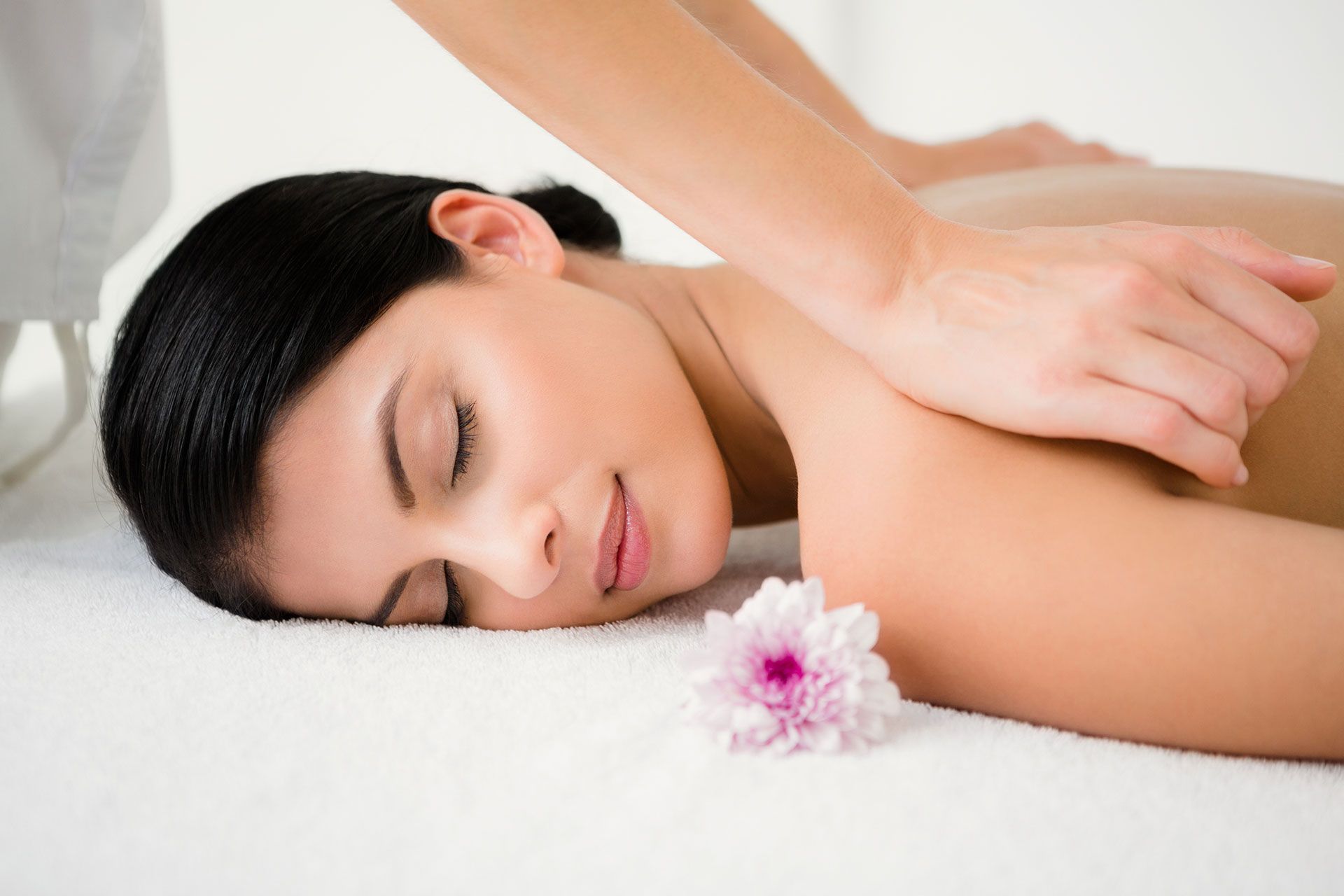 Okeanides Villas Crete Massage