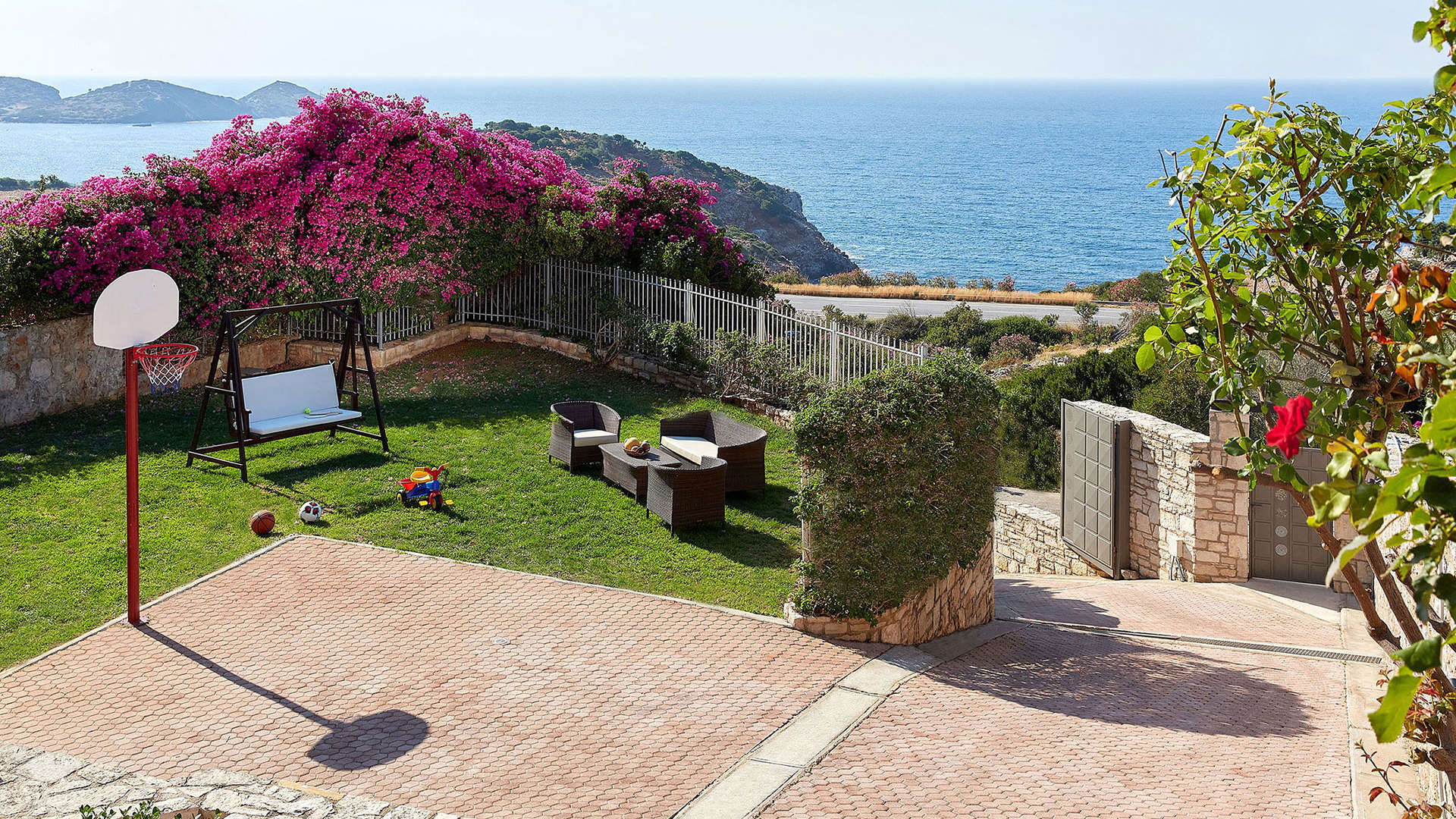 Okeanides Villas Crete Villa Dioni garden