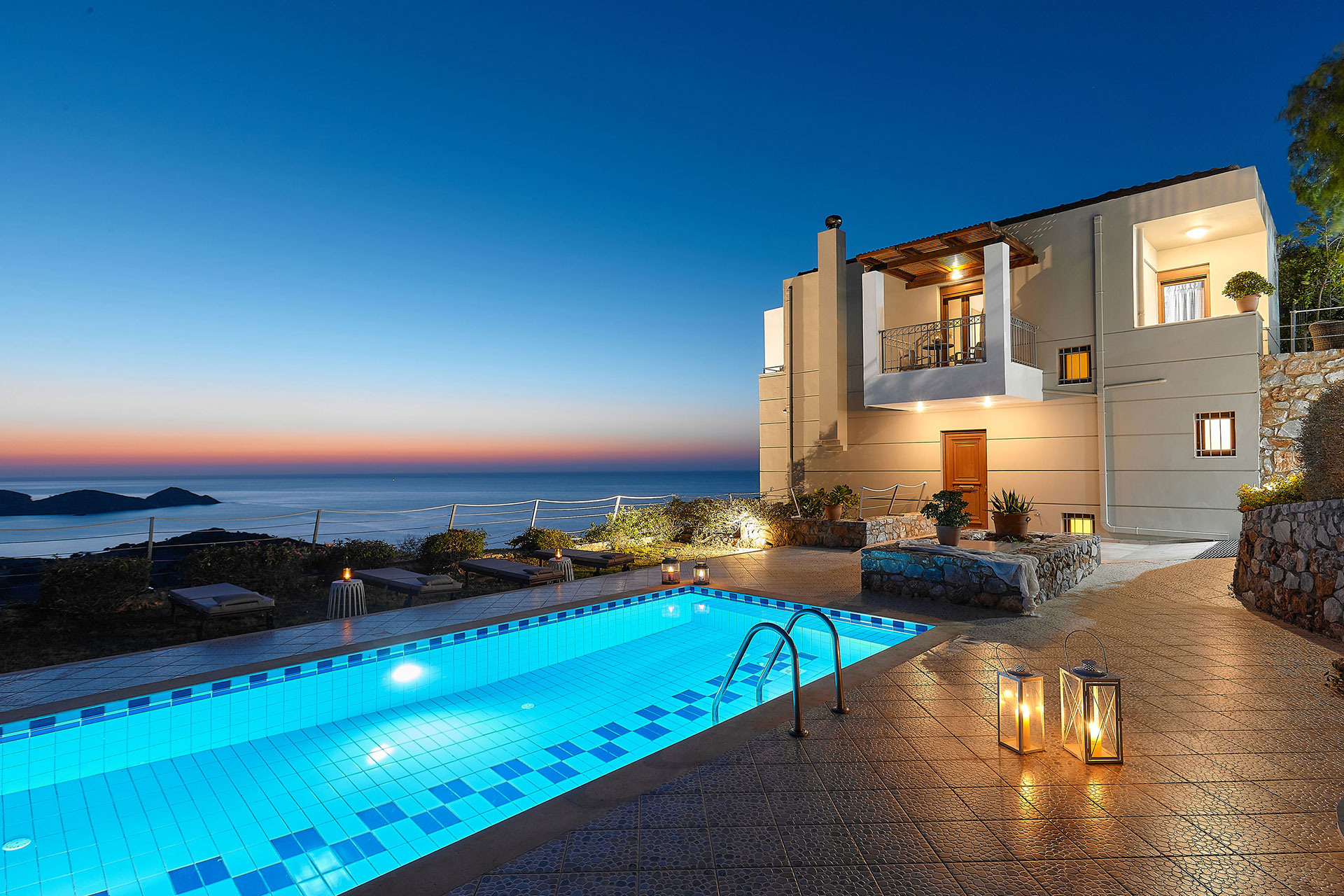 Okeanides Villas Crete Villa Pitho swimming pool sunset sea view