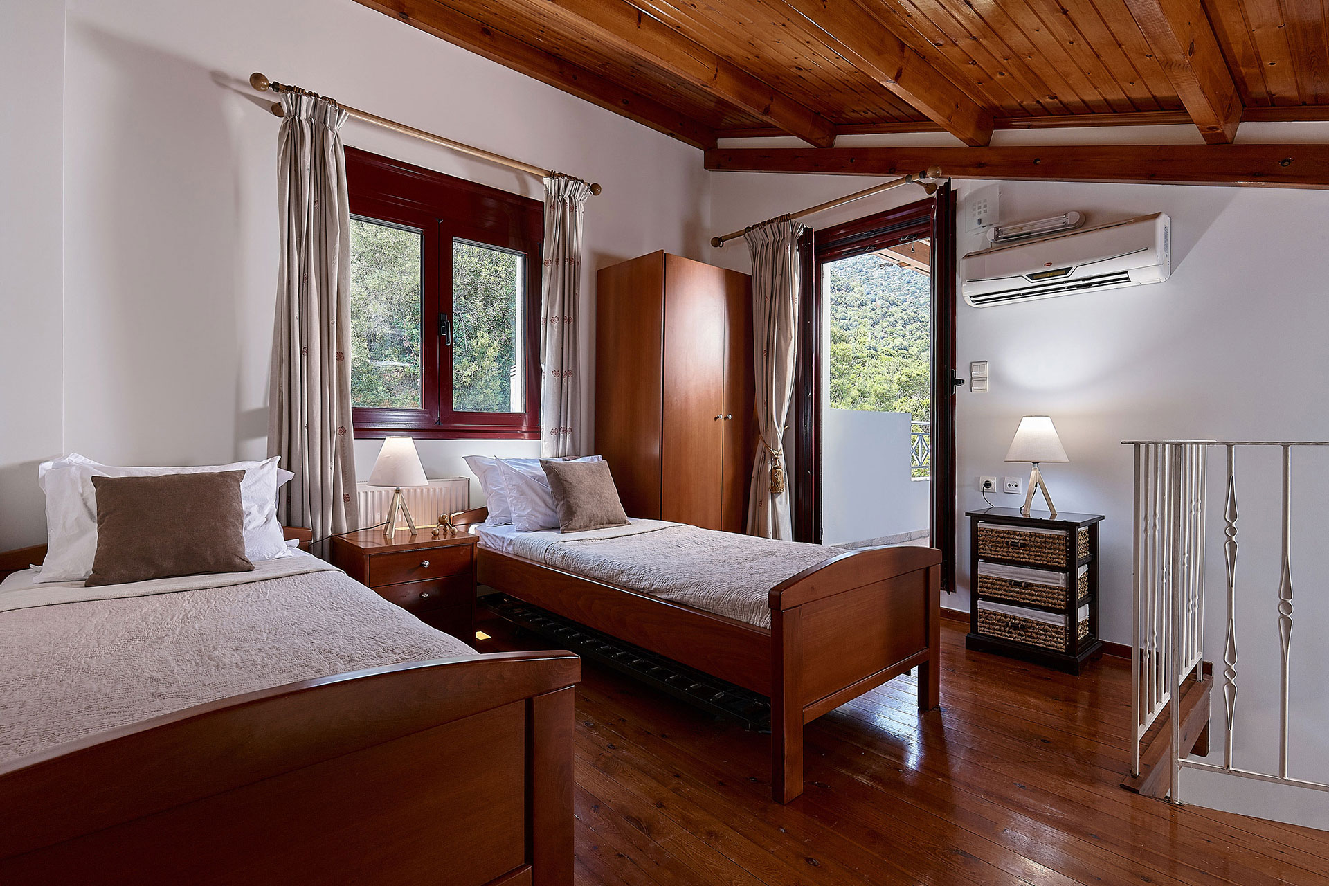 Okeanides Villas Crete Villa Dioni bedroom