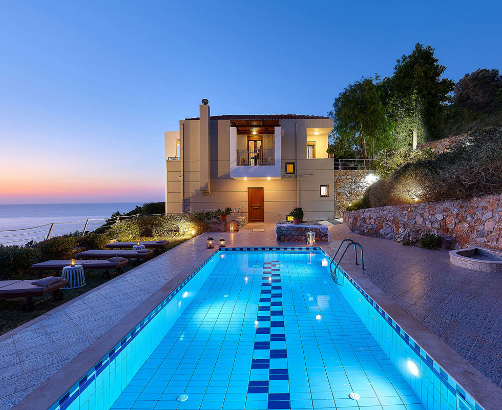 Okeanides Villas Crete Villa Pitho night view swimming pool