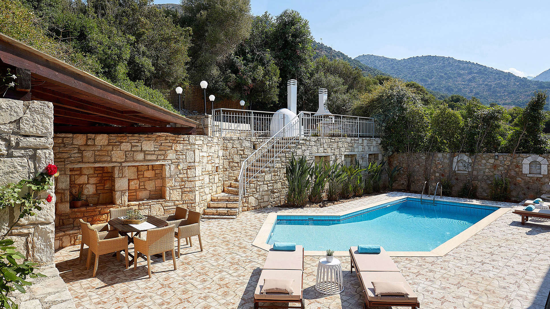Okeanides Villas Crete Villa Dioni swimming pool